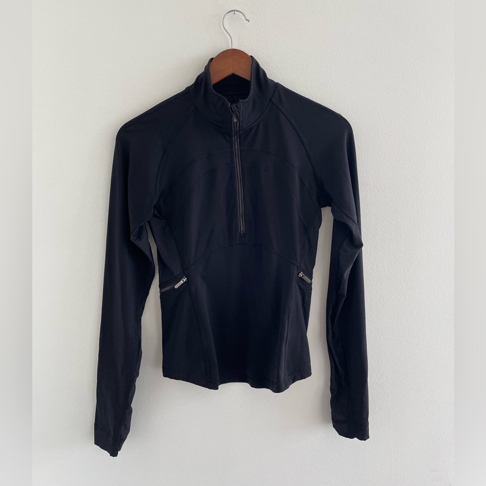 Lululemon fitted running top